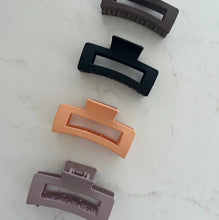 Load image into Gallery viewer, Pretty Little Things